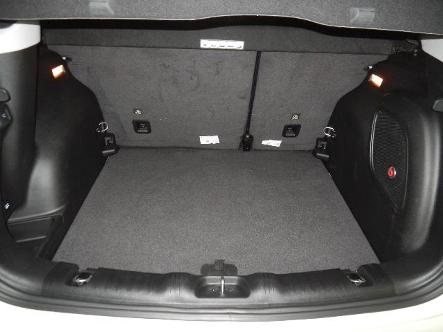 Jeep Compass Limited Pack High-Tech 2.0 Flex 6.000KM Estado de 0km - Foto 15
