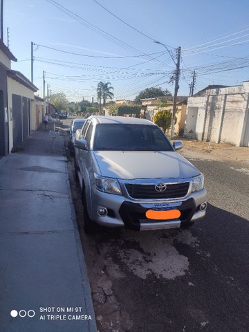 HILUX SRV 4X4 NÃO FAÇO MENOS, NEM CHAMA PRA NÃO PERDER TEMPO