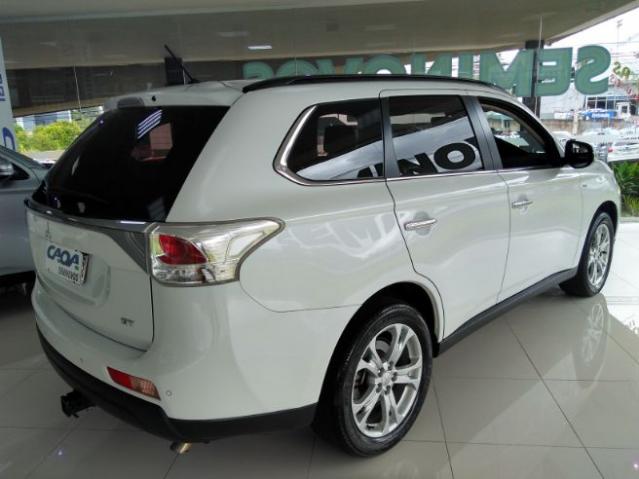 Mitsubishi Outlander 3.0 gt 4x4 v6 24v - Foto 3