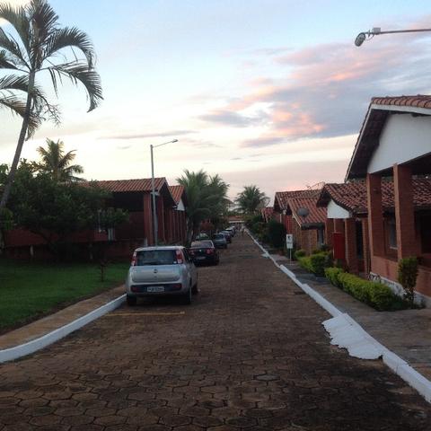 Lote condomínio fechado bem localizado e já uma base pronta vale a pena conferir - Foto 3