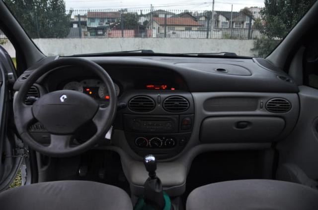 RENAULT SCENIC PRIVILEGE 1.6 16v(Hi-Flex) 4p 2006 - Foto 8