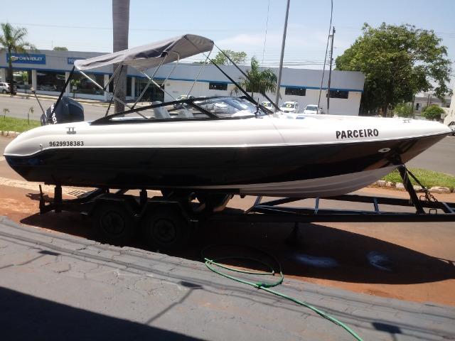 Lancha 19 Pes Motor Mercury Optimax 135HP 125 Horas - Foto 16