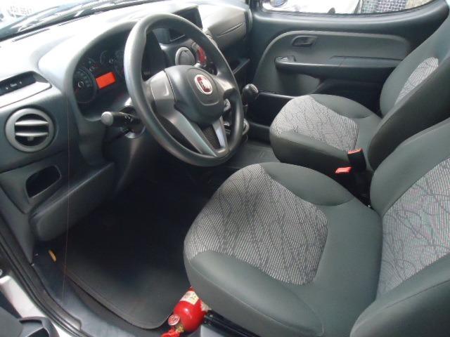 Doblo Essence 1.8 Flex - 7 lugares - Foto 7
