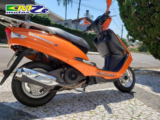 Suzuki Burgman 125 I 2015 Laranja com 26.000 km - Foto 4