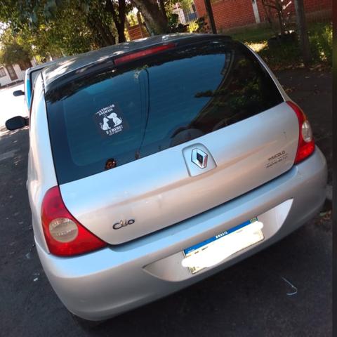 Clio Campos hatch 1.0 16 v com ar