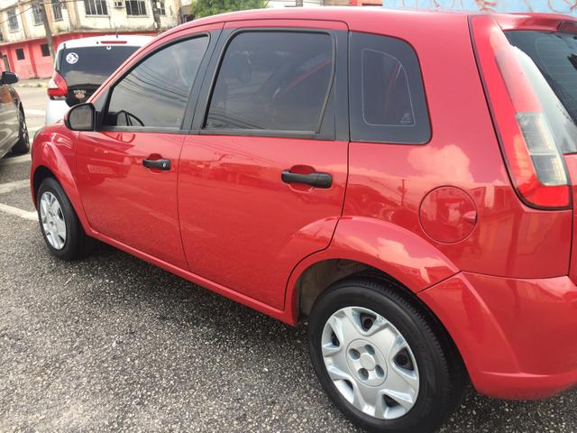 Vendo, Troco e Consigo financiamento Ford Fiesta 1.0 2011 Completo - Foto 5