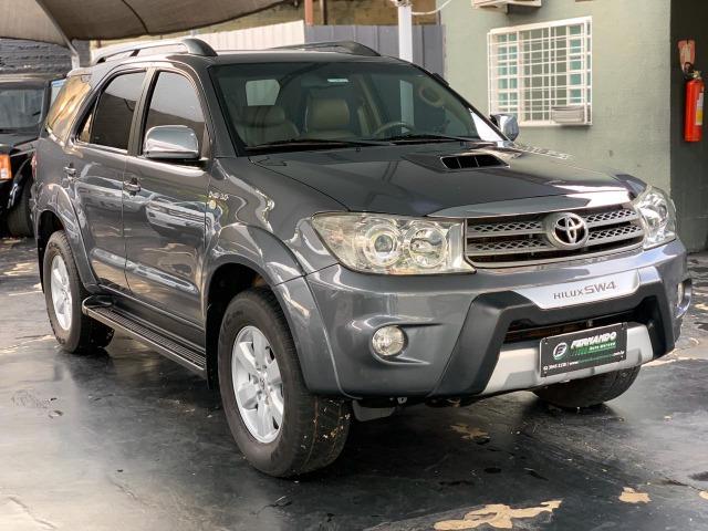 Toyota SW4 SRV 3.0 4x4 Diesel Aut 2010/2011 7 Lugares - Foto 3
