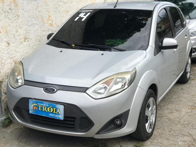 Fiesta hatch 1.0 2013/2014 c/ Gnv Entrada a partir de 1.000,00 Fixas de 348,00