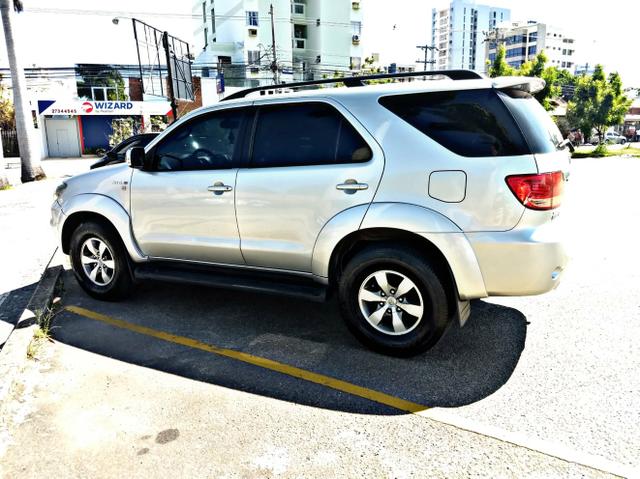 Toyota Hilux SW4 2008/2008 automática 3.0 turbo diesel 4x4 SRV (Top de linha) - Foto 13