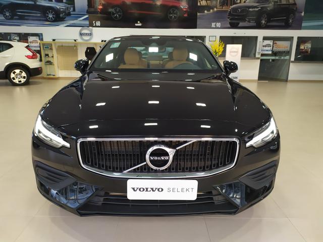 Volvo S60 T4
