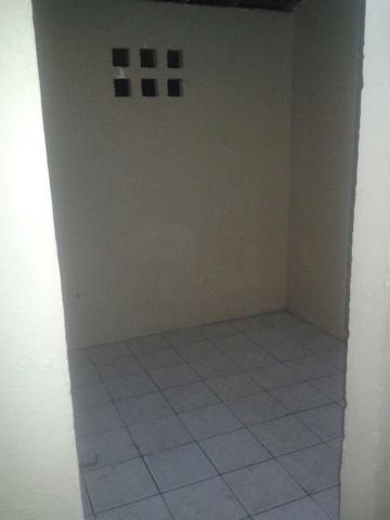 Alugua-se Kitinetes no Centro de Messejana! - Foto 3