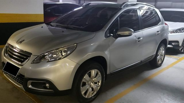 Peugeot 2008 Allure 1.6 automática