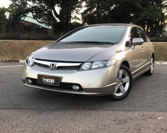 Honda Civic - 2007 1.8 lxs 16v gasolina 4p manual