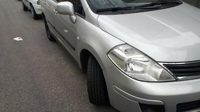 Tiida Sedan - Foto 5