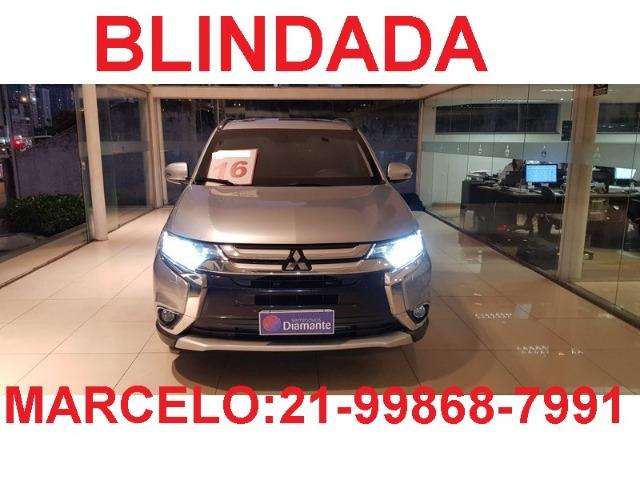 Outlander 2.2 Diesel *4X4 * 7 Lugares *Blindada * 2016 *48.000 km´s - Foto 17