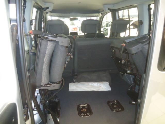 Doblo Essence 1.8 Flex - 7 lugares - Foto 8