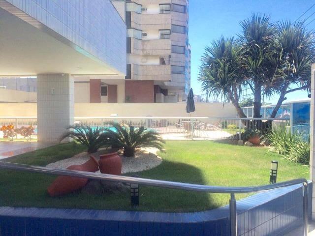 3 quartos com suíte, 2 vagas, prédio de frente para o mar de Itaparica! * - Foto 17