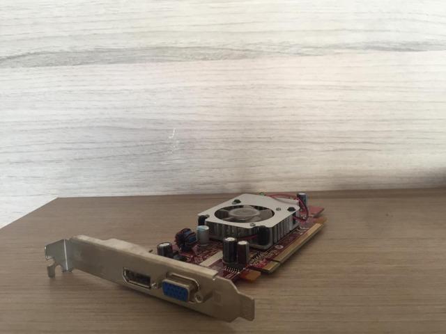 Placa De Vídeo Ati Radeon Hd3470 - 256 Mb - Foto 4