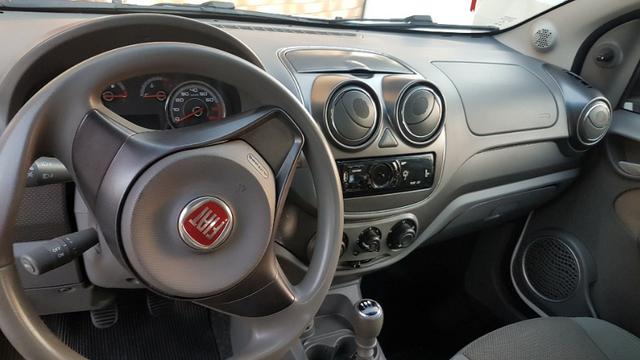 Vende-se Fiat Palio Essence Branco Modelo 2013 - Foto 3