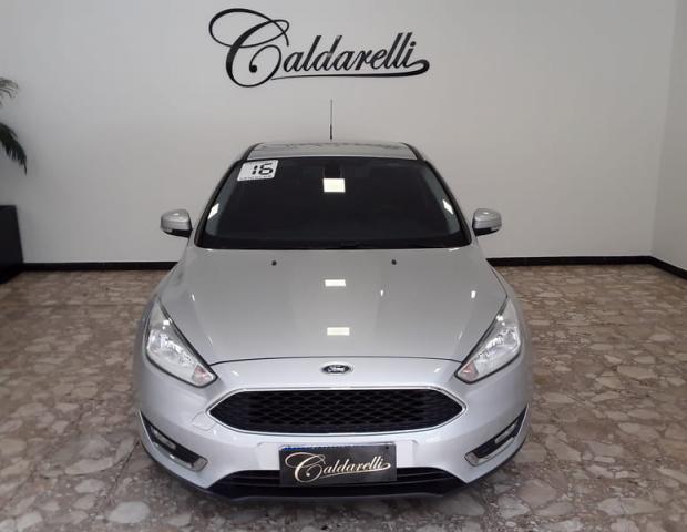 FORD FOCUS SEDAN 1.6 16V 4P - Foto 2