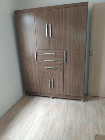 Incluso Internet, dois quartos com garagem, port 24 hrs - Foto 7