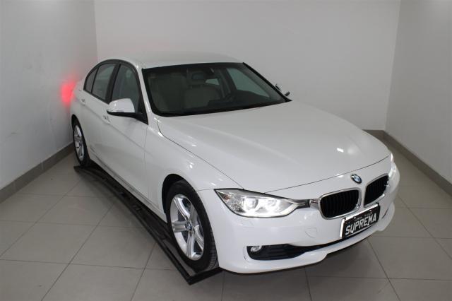 BMW 320I 2013/2014 2.0 16V TURBO GASOLINA 4P AUTOMÁTICO - Foto 4