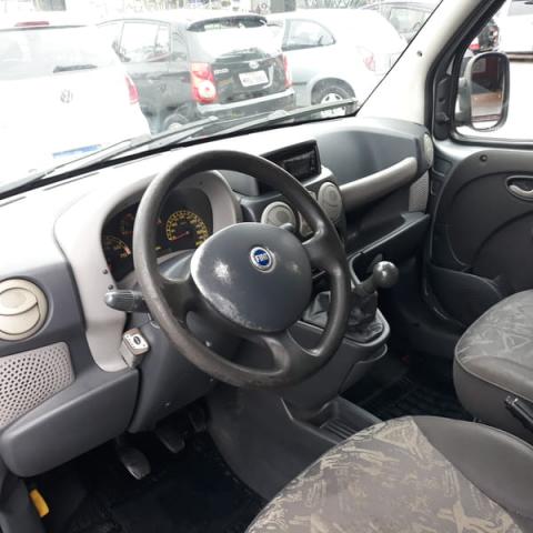 FIAT DOBLO ADVENTURE 1.8 16V - Foto 10