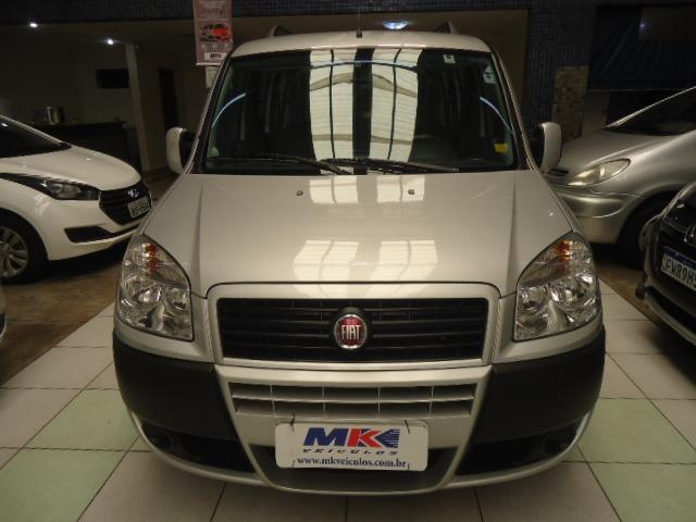 Doblo Essence 1.8 Flex - 7 lugares
