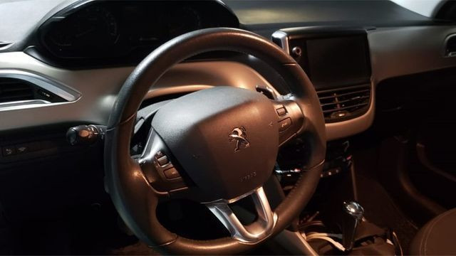 Peugeot 2008 Allure 1.6 automática - Foto 4
