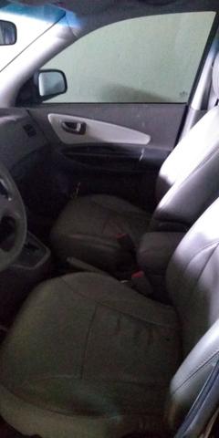 Vendo carro Tucson valor negociável carro completo TD ok - Foto 4