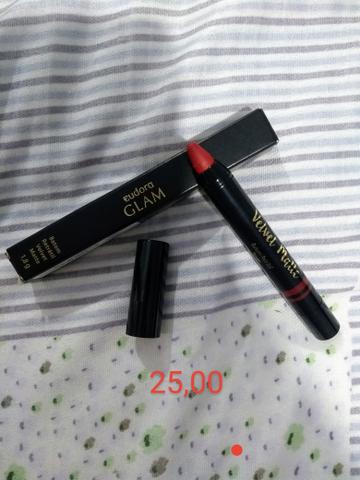 Batom Eudora Velvet Matte