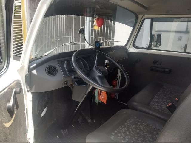 Vende se uma Kombi - Foto 8