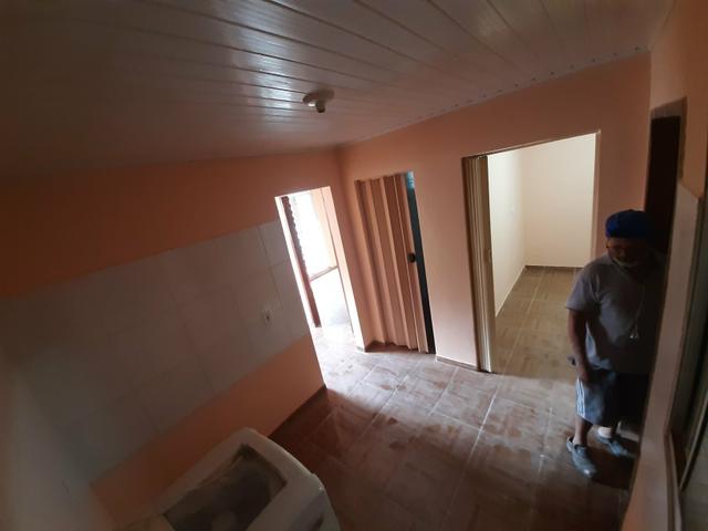 Aluga-se apartamento no pinheirinho