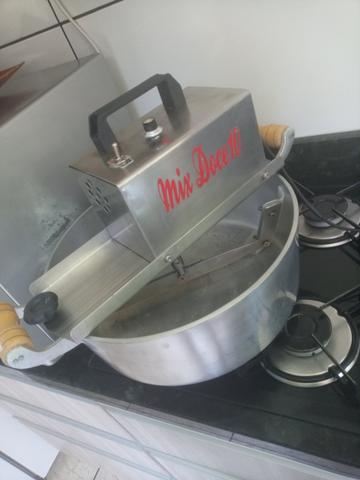 Panela de fazer brigadeiro
