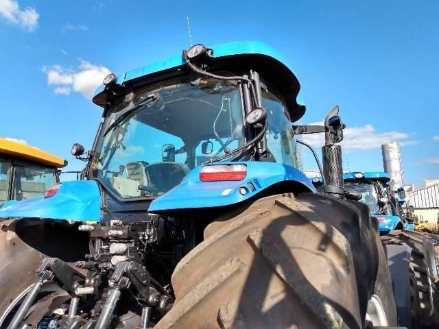 Trator New Holland Série T7 245 Ano 2015