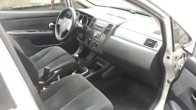 Tiida Sedan - Foto 9