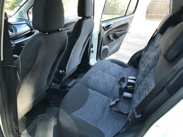 Fiat uno attractive 1.0 evo fire flex 8v 5p - Foto 8