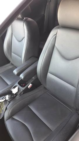 Peugeot 408 THP - Foto 9