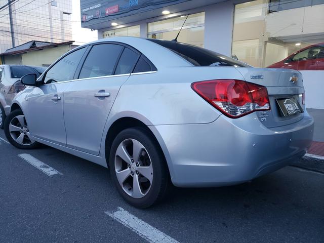 Cruze LT 1.8 Automatico com 43 mil km rodados originais vendo troco e financio - Foto 14