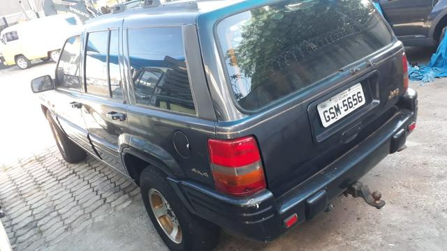 Jeep cherokee gasolina e GNV completa único dono aceita troca R6MOTORS - Foto 4
