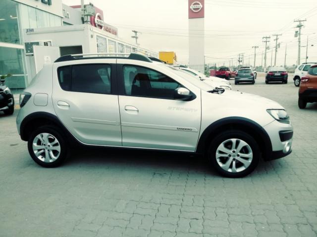 SANDERO STEPWAY 1.6 MANUAL