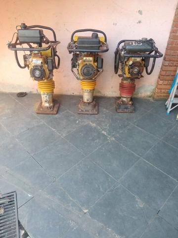 Compactador de terra sapo