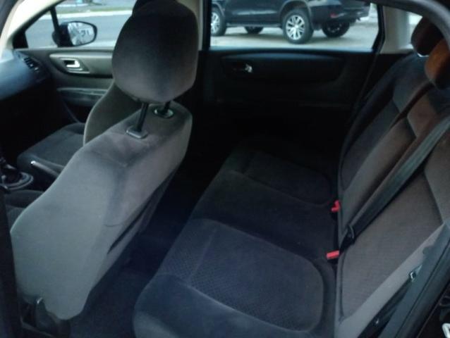 Citroen C4 Pallas GLX 2.0 Mecanico - Foto 12