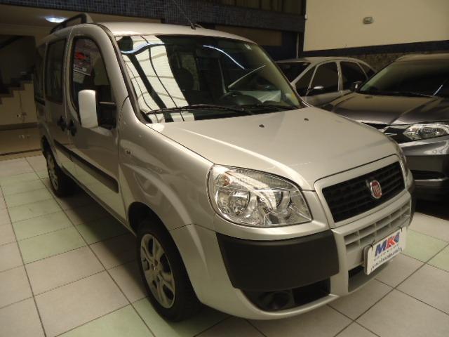 Doblo Essence 1.8 Flex - 7 lugares - Foto 3