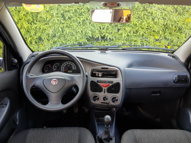 Siena 2012 único dono km 59.000 originais !! - Foto 8