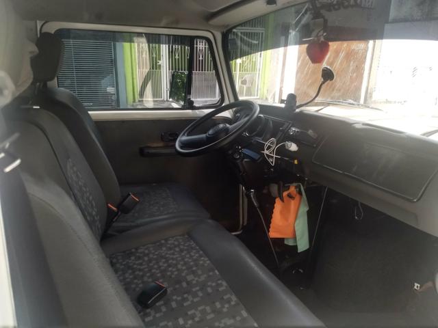 Vende se uma Kombi - Foto 9