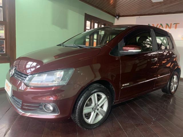 Volkswagen Fox Highline 1.6 16v MSI (Flex) 2015