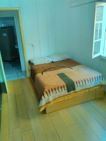 Quarto mobiliado Pinheirinho
