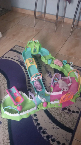 Pista de ratinhos furry frenzies