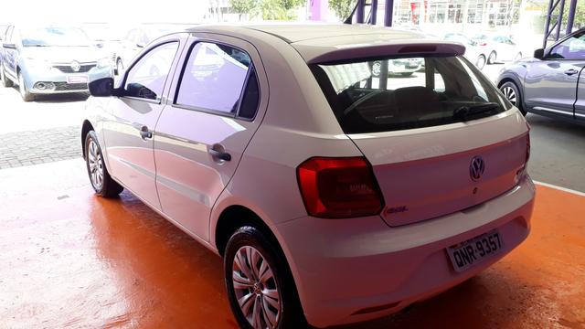 Vw - Volkswagen Gol Trendline 1.6 8v 5P 2017 - Foto 5